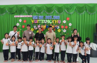 Nhà Hum đến thăm nhà FFSC