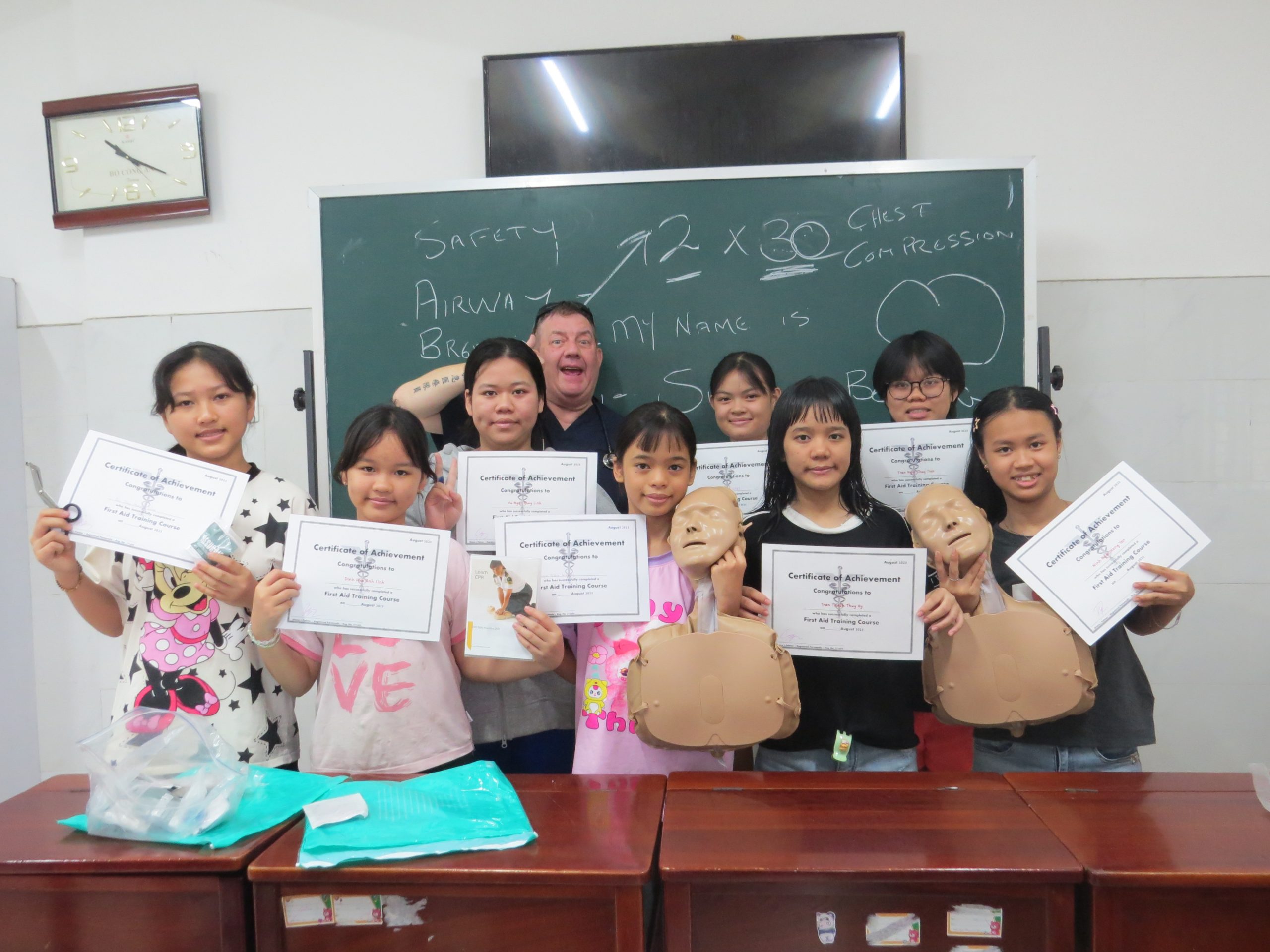 “LEARNING FIRST AID – MAXIMUM FUN!”